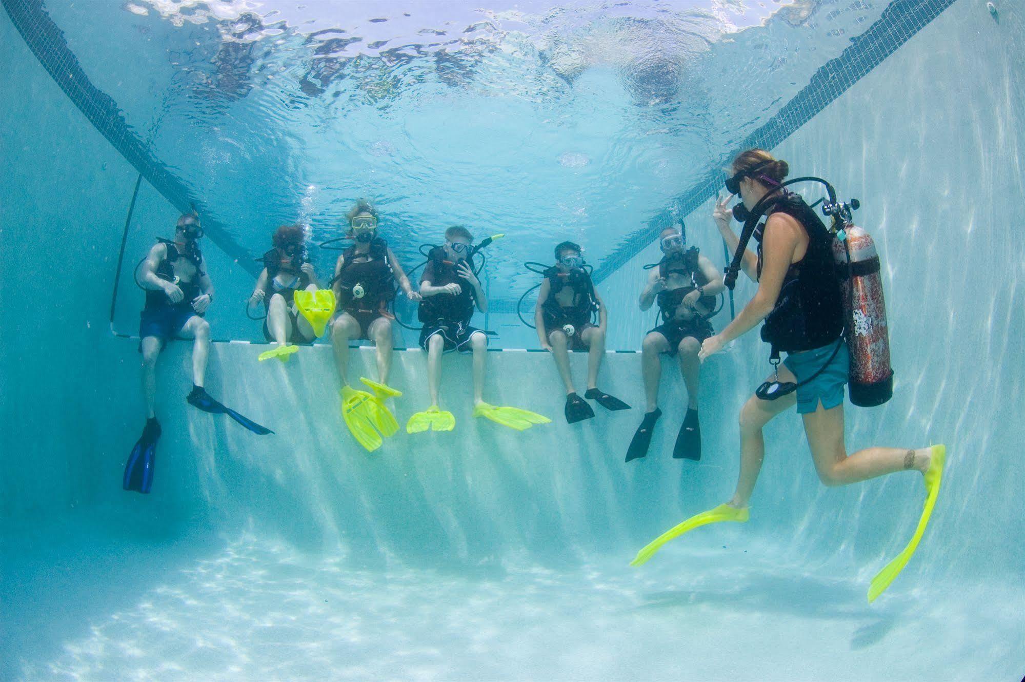 Compass Point Dive Resort Gun Bay Exterior foto